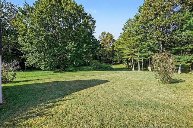 13305 Reisert Road NE, Palmyra, IN 47164