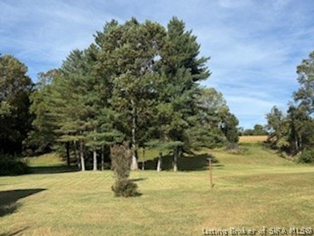 13305 Reisert Road NE, Palmyra, IN 47164