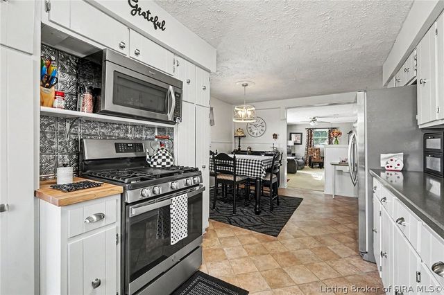 13305 Reisert Road NE, Palmyra, IN 47164