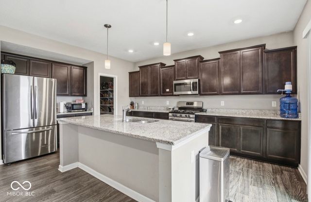 975 Bent Branch Lane, Greenwood, IN 46143