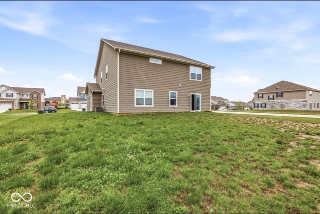 975 Bent Branch Lane, Greenwood, IN 46143