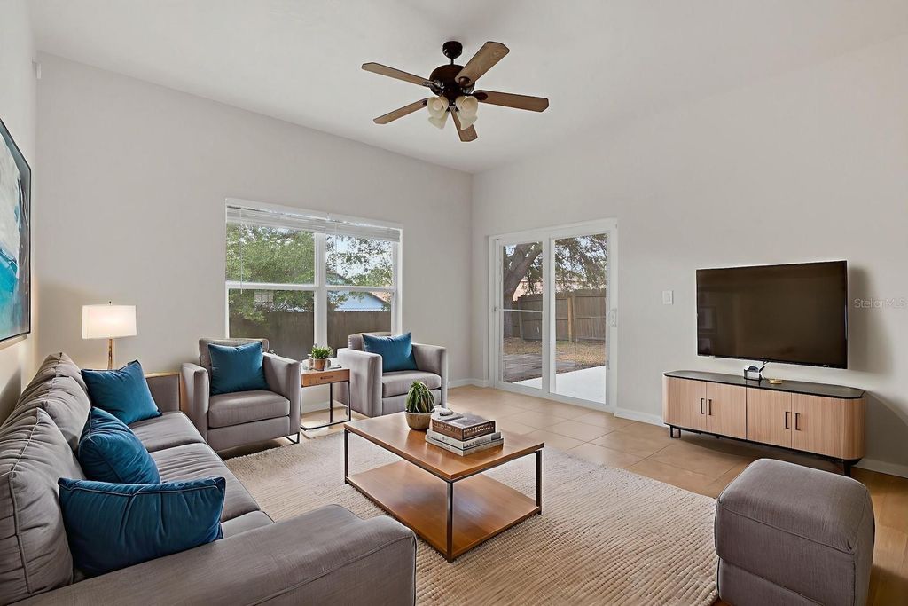 Image 14 of property listing at 7719 REX HILL TRAIL, Orlando, FL 32818