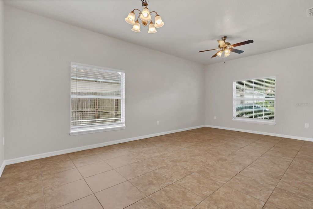 Image 15 of property listing at 7719 REX HILL TRAIL, Orlando, FL 32818