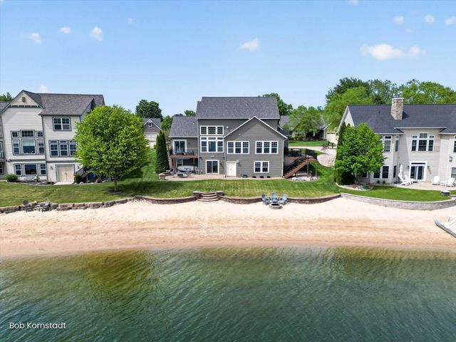 7116 Nantucket Drive SW, Byron Center, MI 49315