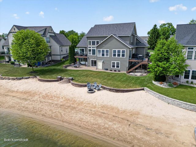 7116 Nantucket Drive SW, Byron Center, MI 49315