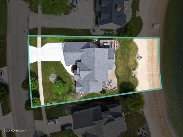 7116 Nantucket Drive SW, Byron Center, MI 49315