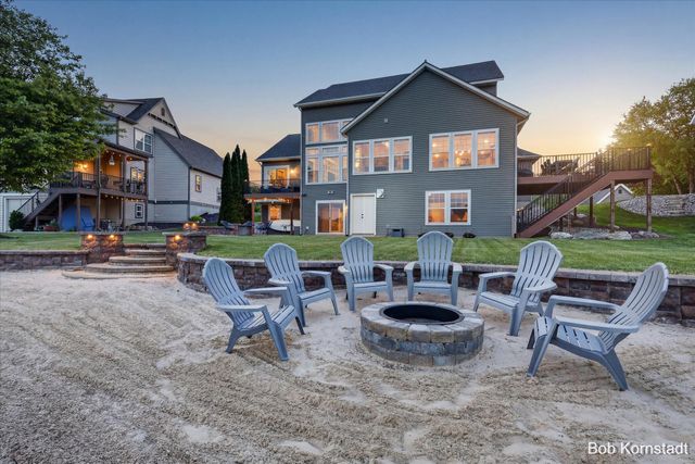 7116 Nantucket Drive SW, Byron Center, MI 49315