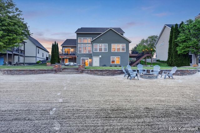 7116 Nantucket Drive SW, Byron Center, MI 49315