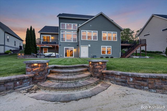 7116 Nantucket Drive SW, Byron Center, MI 49315