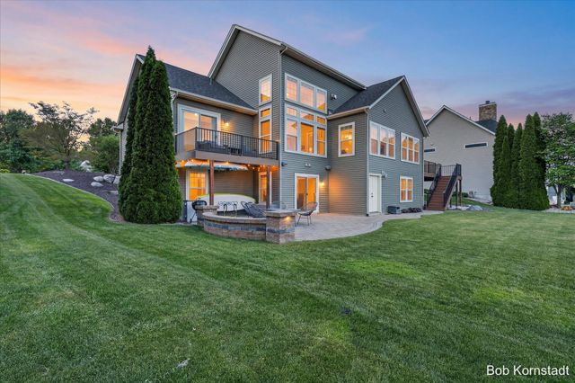 7116 Nantucket Drive SW, Byron Center, MI 49315