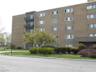 20333 Detroit Road 505, Rocky River, OH 44116