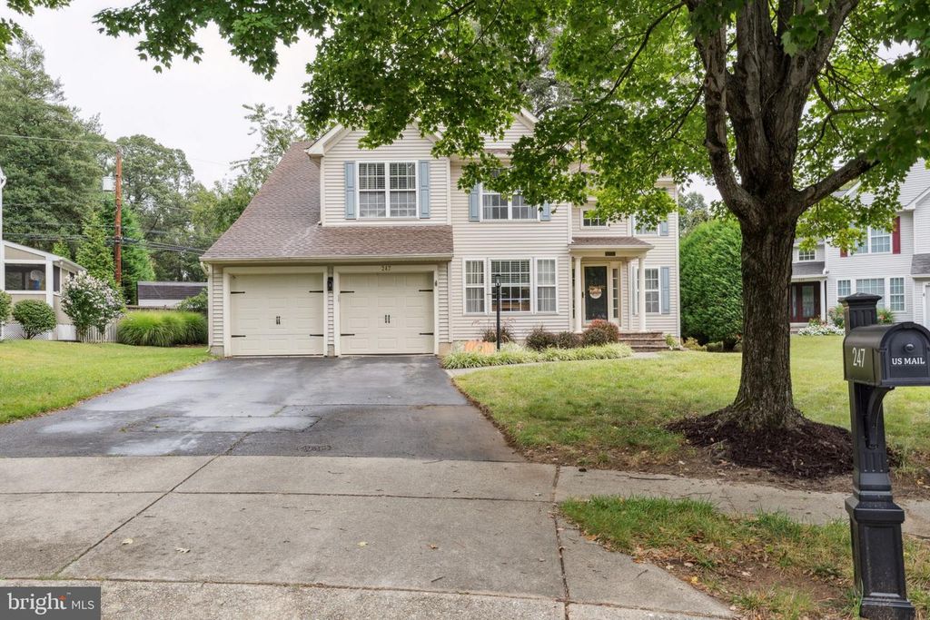 247 KENNEDY DR, Severna Park, MD 21146