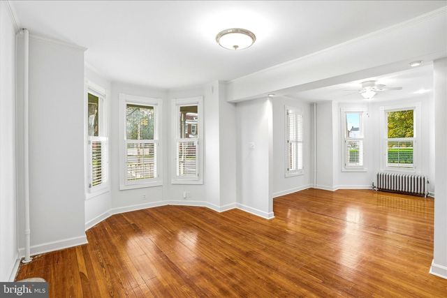 901 N MARKET ST, Frederick, MD 21701