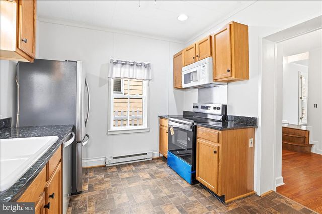 901 N MARKET ST, Frederick, MD 21701