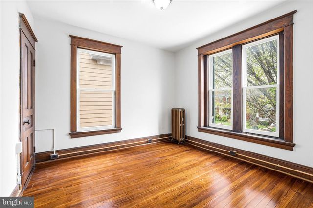 901 N MARKET ST, Frederick, MD 21701