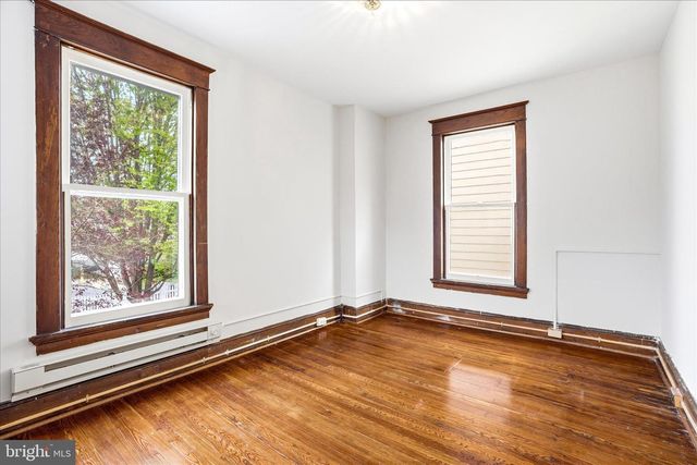 901 N MARKET ST, Frederick, MD 21701