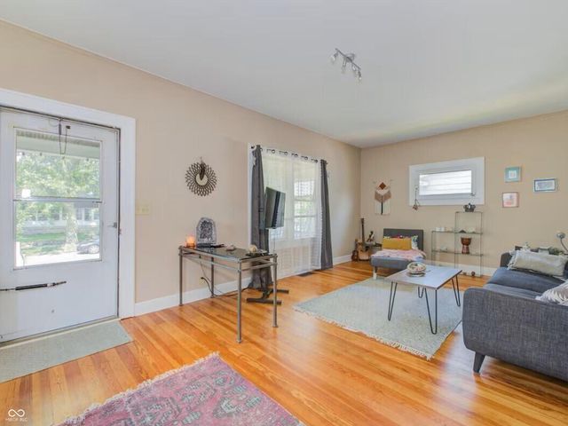 2709 Napoleon Street, Indianapolis, IN 46203