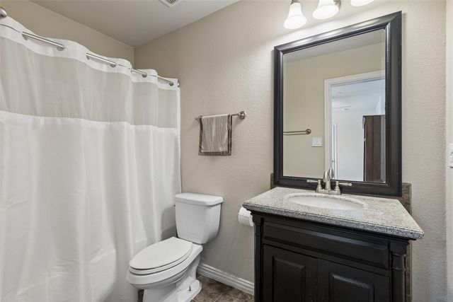 2700 Club Ridge Drive 22, Lewisville, TX 75067