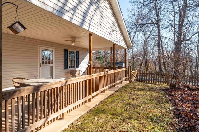 444 PEACH ST, Staunton, VA 24401