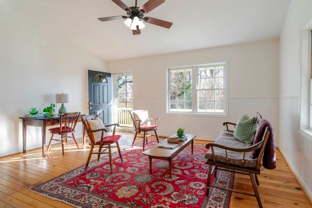 444 PEACH ST, Staunton, VA 24401