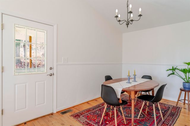 444 PEACH ST, Staunton, VA 24401