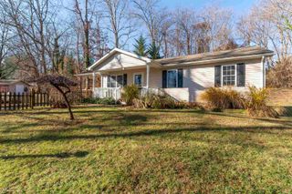 444 PEACH ST, Staunton, VA 24401