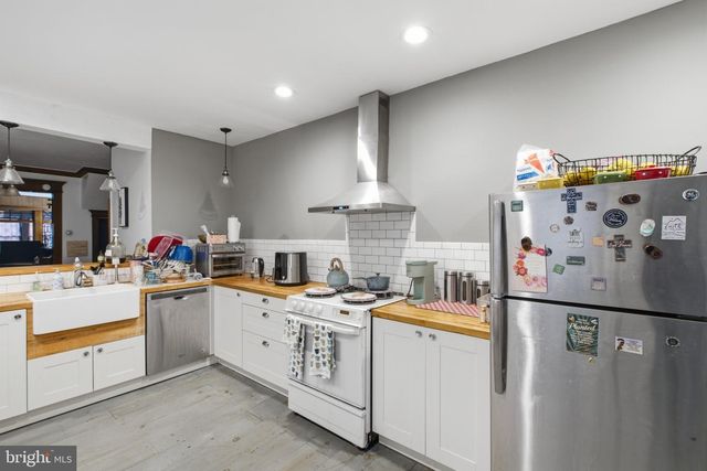 6023 WEBSTER ST, Philadelphia, PA 19143