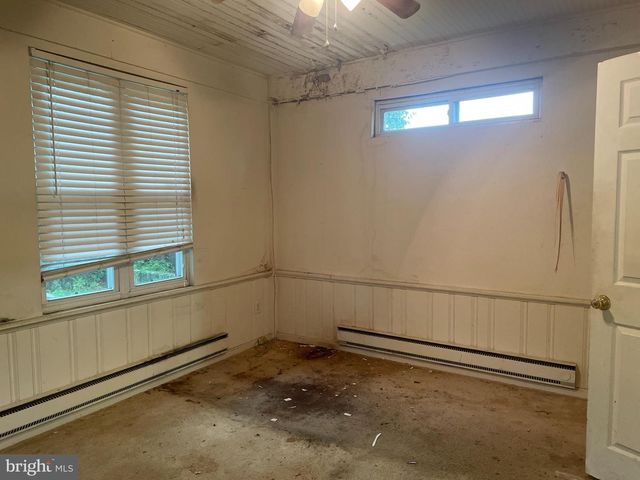 4336 SOUTHERN AVE SE, Washington, DC 20019