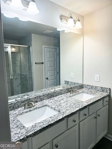 112 Tuxedo Road, Ellenwood, GA 30294