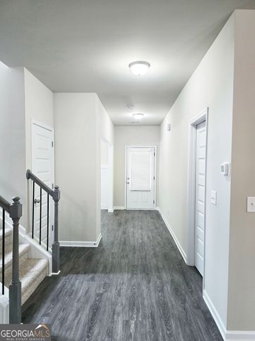 112 Tuxedo Road, Ellenwood, GA 30294