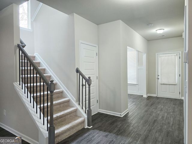 112 Tuxedo Road, Ellenwood, GA 30294