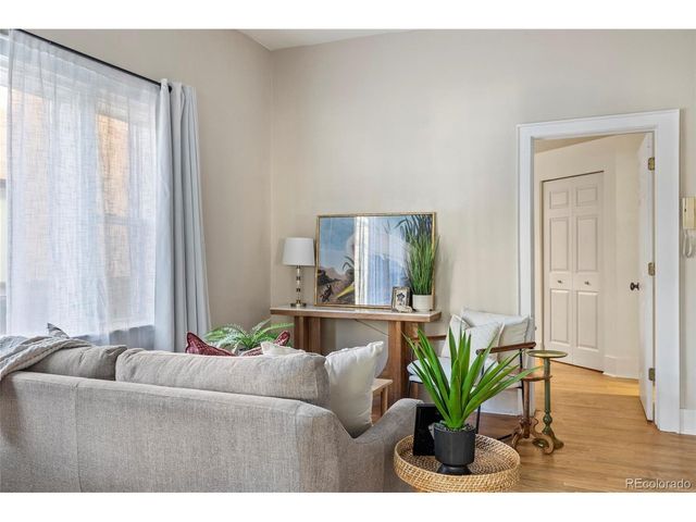 1640 N Downing St 104, Denver, CO 80218