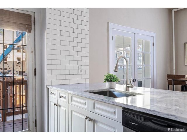 1640 N Downing St 104, Denver, CO 80218