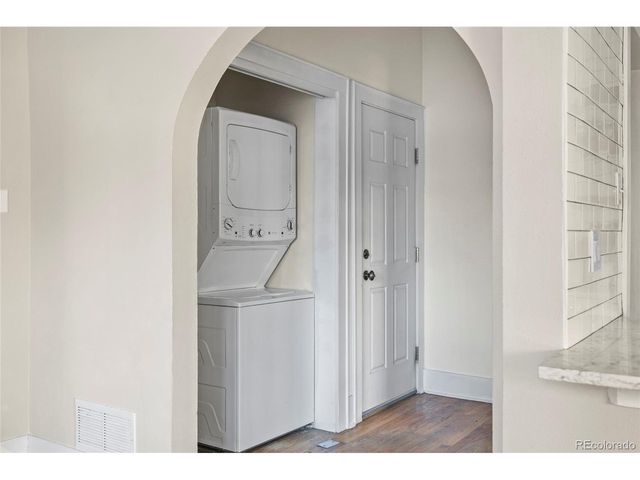 1640 N Downing St 104, Denver, CO 80218