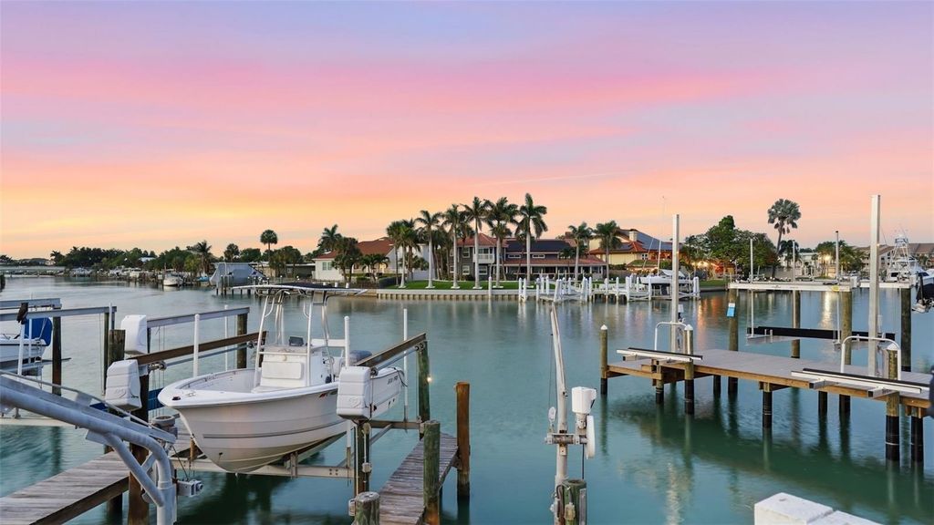 503 LAGUNA DRIVE, Tierra Verde, FL 33715