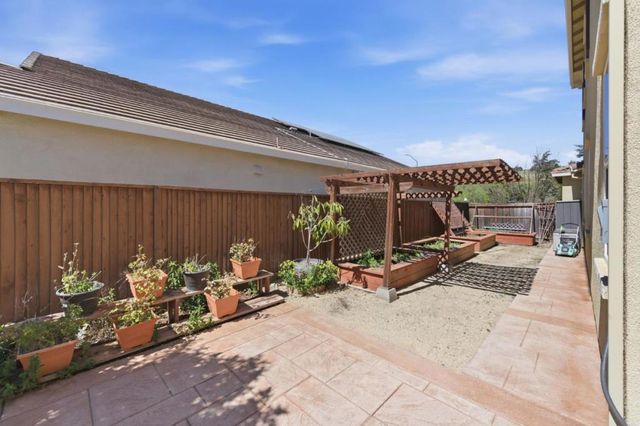 2610 Lone Oak Lane, Gilroy, CA 95020