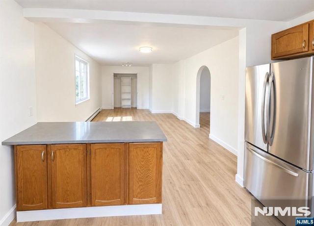 256 Crescent Lane 1, Cliffside Park, NJ 07010