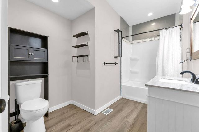 2924 Felix Street, St Joseph, MO 64501