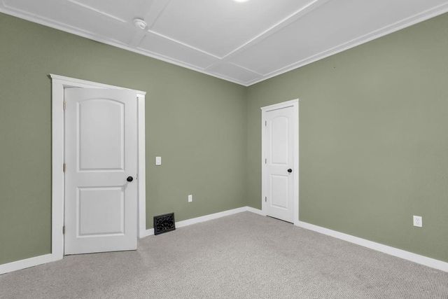 2924 Felix Street, St Joseph, MO 64501