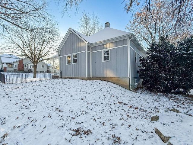 2924 Felix Street, St Joseph, MO 64501