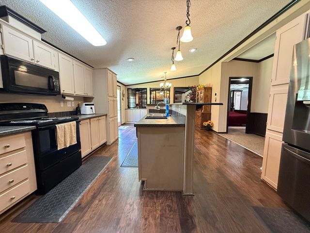 20970 Lee Lane, Chandler, TX 75758