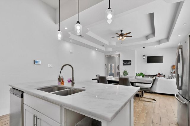 2015 Volga Avenue, Dallas, TX 75216