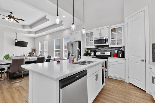 2015 Volga Avenue, Dallas, TX 75216