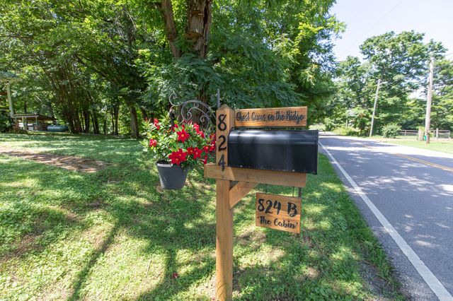 824 Dry Creek Rd, Goodlettsville, TN 37072