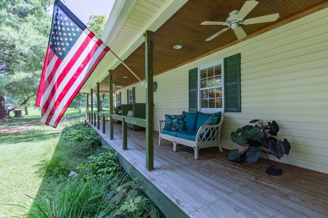 824 Dry Creek Rd, Goodlettsville, TN 37072