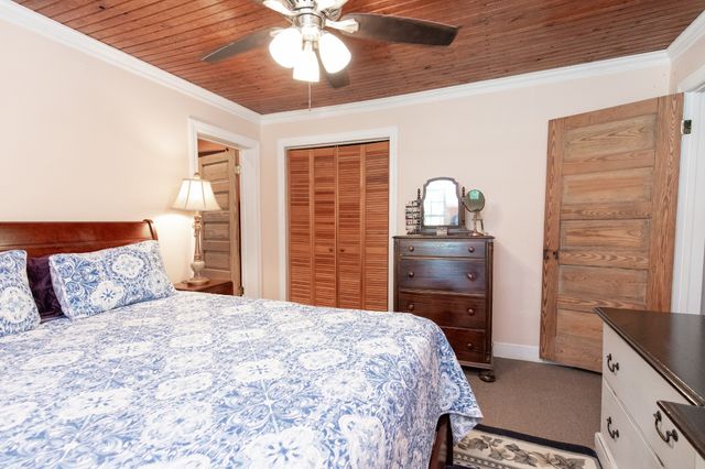 824 Dry Creek Rd, Goodlettsville, TN 37072