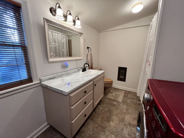 824 Dry Creek Rd, Goodlettsville, TN 37072