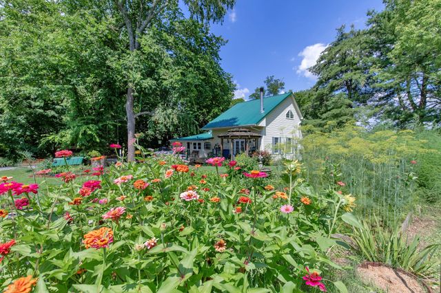 824 Dry Creek Rd, Goodlettsville, TN 37072