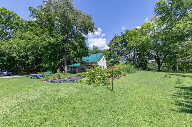 824 Dry Creek Rd, Goodlettsville, TN 37072