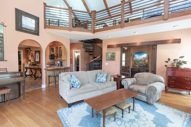824 Dry Creek Rd, Goodlettsville, TN 37072